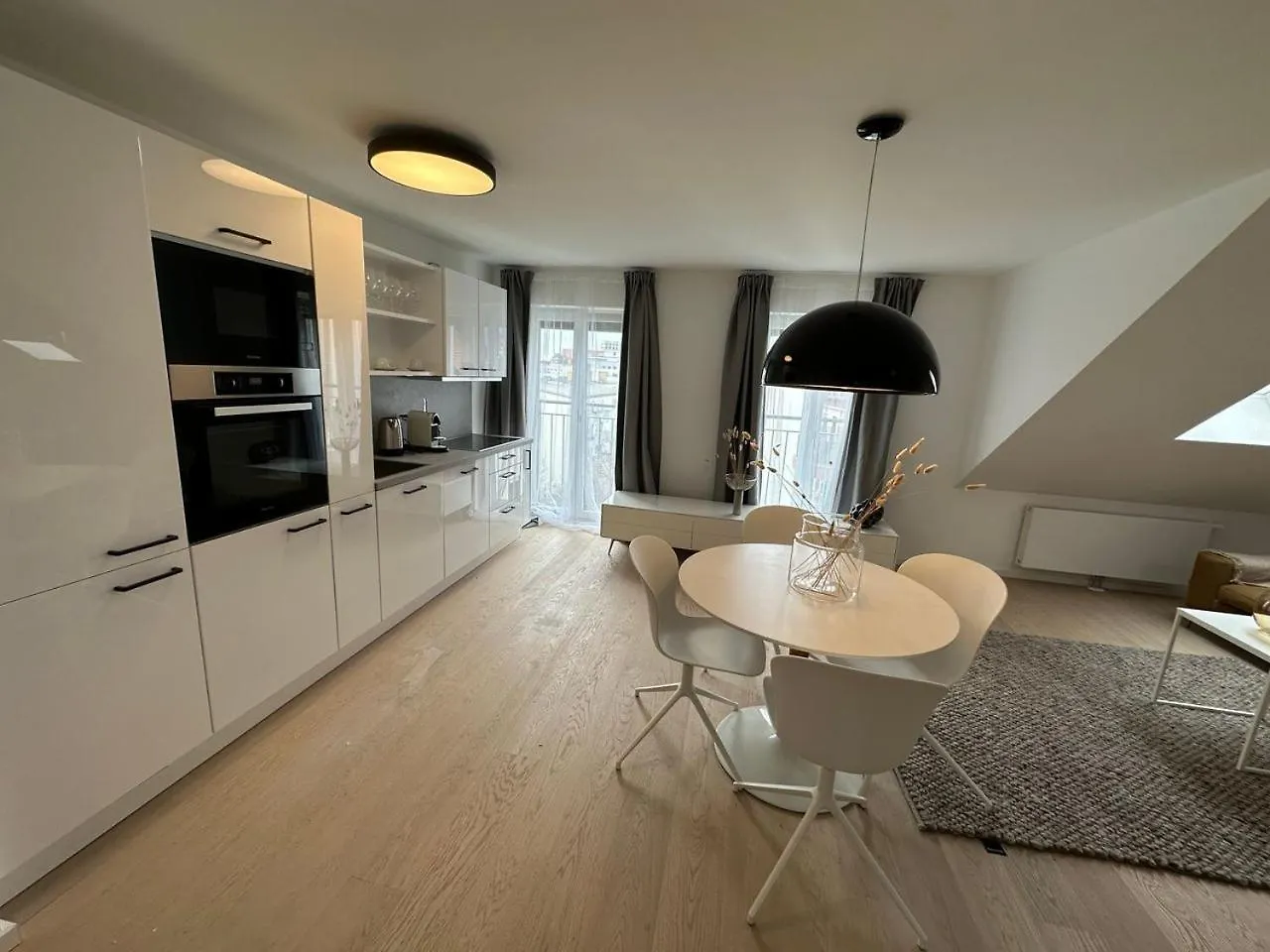 5 Min Walk From The Oktoberfest - Entire Apartment Μόναχο