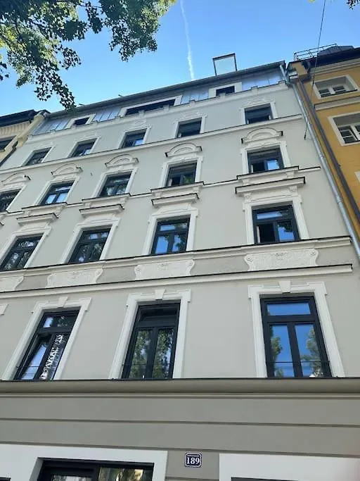 5 Min Walk From The Oktoberfest - Entire Apartment Μόναχο